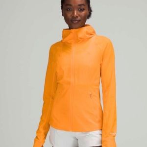 Lululemon Mist Over Windbreaker in Clementine Color size 10